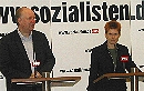 Petra Pau und Hendrik Thalheim auf der Pressekonferenz im Karl-Liebkecht-Haus; Foto: Axel Hildebrandt