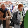 Heidi Knake-Werner und Petra Pau zur 30. Berliner Seniorenwoche; Foto: Axel Hildebrandt