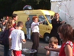 Petra Pau und Stefan Liebich auf dem Pressefest des Blättchen Treotow-Köpenick; Foto: Elke Brosow