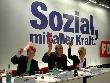 Parteitags-Tagungsleitung: Petra Pau, Roland Claus, Heidi Knake-Werner; Foto: Axel Hildebrandt