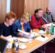 Petra Pau und Gesine Lötzsch in der Klausur des Berliner Landesvorstand der Linkspartei.PDS; Foto: Axel Hildebrandt