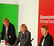 Sylvia-Yvonne Kaufmann und Petra Pau zum CIA-Untersuchungsausschuss; Foto: privat