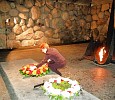 Gedenken in Yad Vashem; Foto: Marion Heinrich