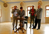 Eintrag ins Goldene Buch der Stadt Füssen; Foto: Elke Brosow