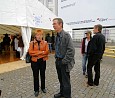 mit Hans Coppi beim 'Tag der Mahnung und Begegnung' auf dem Bebel-Platz; Foto: Elke Brosow