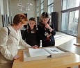 Gewinn-Einlösung im Bundestag; Foto: Axel Hildebrandt