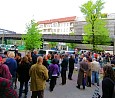 Berlinerinnen und Berliner blockierten einen bundesweiten Nazi-Aufmarsch in Prenzlauer Berg; Foto: Elke Brosow