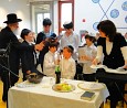 Pessach-Feier in der Heinz-Galinski-Schule; Foto: Axel Hildebrandt