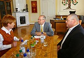 Beim Oberbürgermeister von Lindau; Foto: Elke Brosow