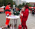 DRK-Aktion auf dem Helene-Weigel-Platz; Foto: privat