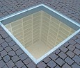 Denkmal gegen die Bücherverbrennung auf dem Berliner Bebelplatz; Foto: Wikipedia